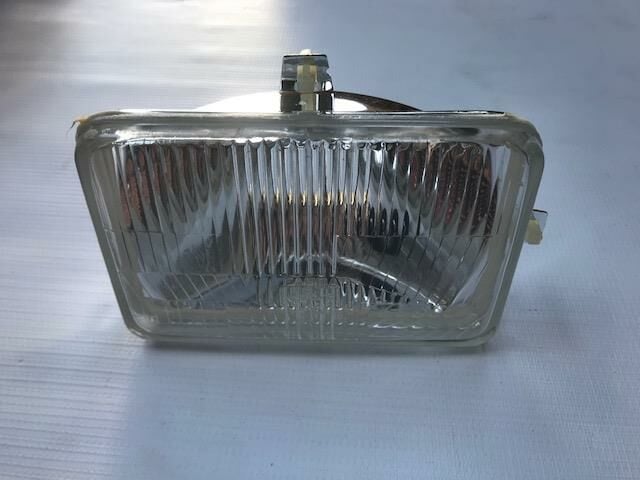 FAR DIŞ SAĞ FORD 2000 TAUNUS P100 H4