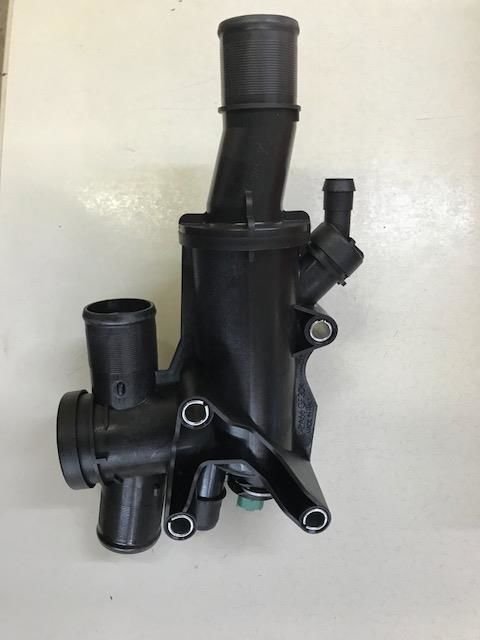 TERMOSTAT GÖVDESİ 2.0 TDCİ MONDEO 3M5Q 8A586 CA