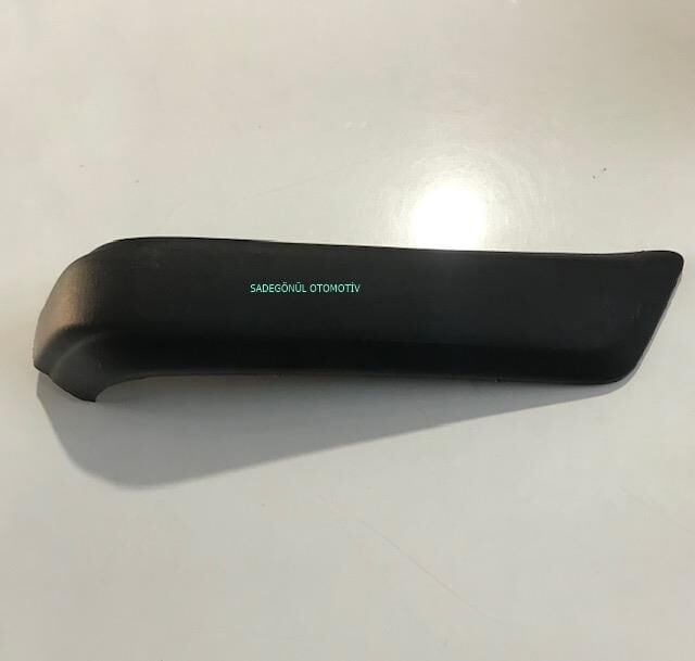 FORD TAUNUS ARKA TAMPON PLASTİĞİ UCU SAĞ
