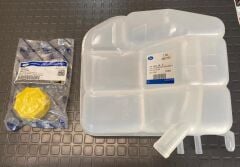 Ford Connect Radyatör Yedek Su Deposu ve Kapağı 2002-2013