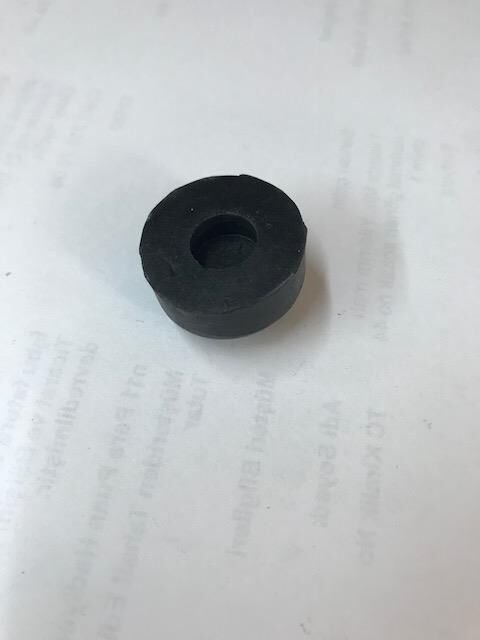 MOTOR KAPUT LASTİĞİ (TAKOZ) TAUNUS
