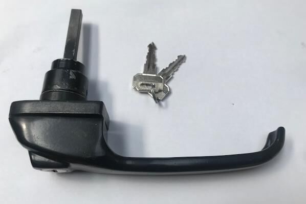 ARKA DIŞ KAPI KOLU 2,5 FORD TRANSİT 1982-1993